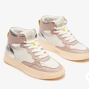 New Steve Madden Marked Beige Silver & White Leather High-Top Sneakers